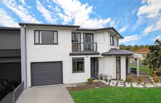 17/2 Armoy Drive, East Tamaki