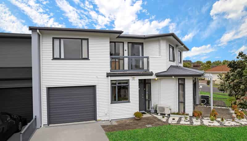 17/2 Armoy Drive, East Tamaki