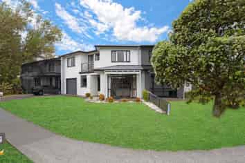 17/2 Armoy Drive, East Tamaki