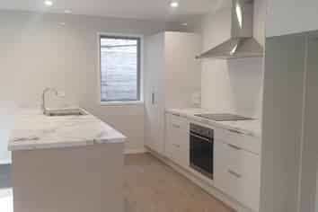83 Dorset Avenue, Lynmouth
