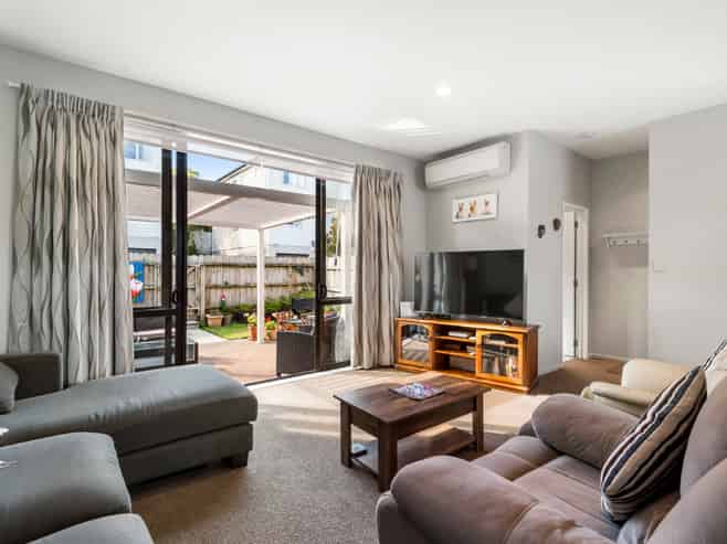 42/22 Northcross Drive, Oteha