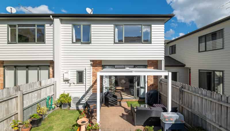 42/22 Northcross Drive, Oteha