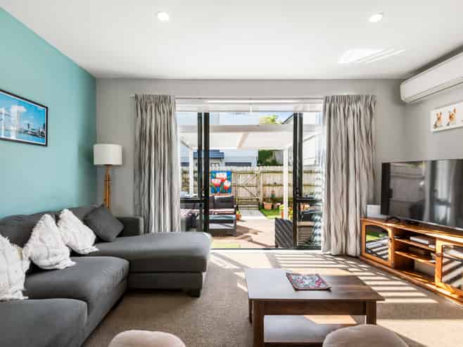 42/22 Northcross Drive, Oteha