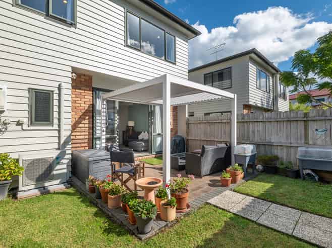 42/22 Northcross Drive, Oteha