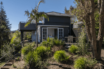 1 Gulf Pl, Palm Beach