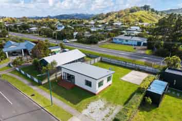 18 Tuamotu Park, Wainui