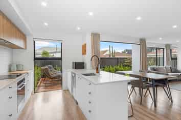 163C Marine Parade, NEW BRIGHTON