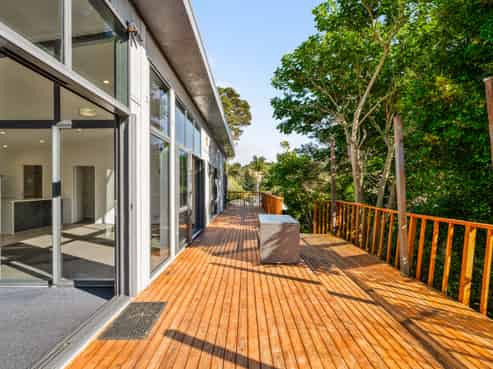 19B Stillwater Crescent, Stillwater