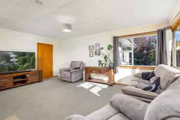 8 Balmoral Street, WAIMATE