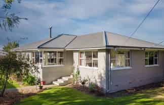 8 Balmoral Street, WAIMATE