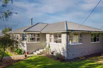 8 Balmoral Street, WAIMATE