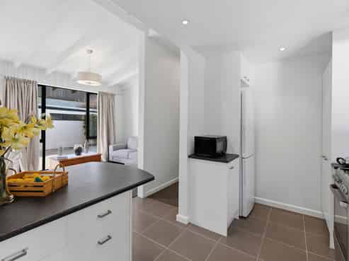2/67A St Albans Street, Saint Albans