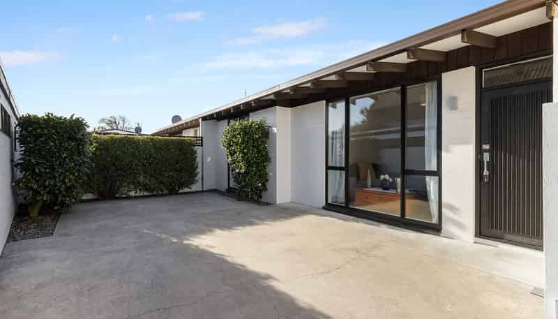 2/67A St Albans Street, Saint Albans