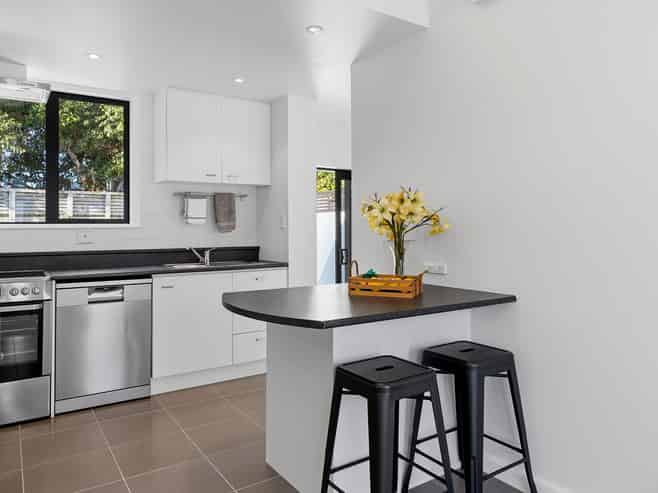2/67A St Albans Street, Saint Albans