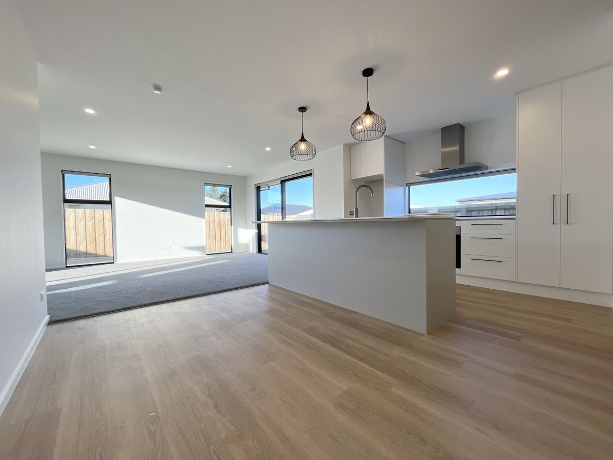 Brand new 4 bedroom home - Widok 3