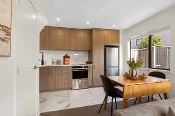 8 Moa Place, Christchurch Central