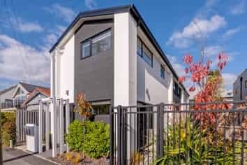 8 Moa Place, Christchurch Central