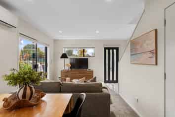 8 Moa Place, Christchurch Central