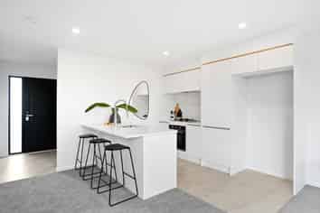 7 Elegant Lane, Ranui