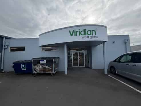 High-Profile Showroom/Warehouse on Taradale Road