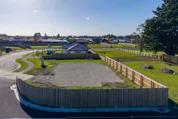 79 Geoff Geering Drive, Netherby
