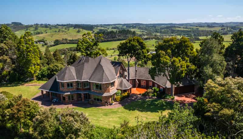 251 Whitehills Road, Wainui