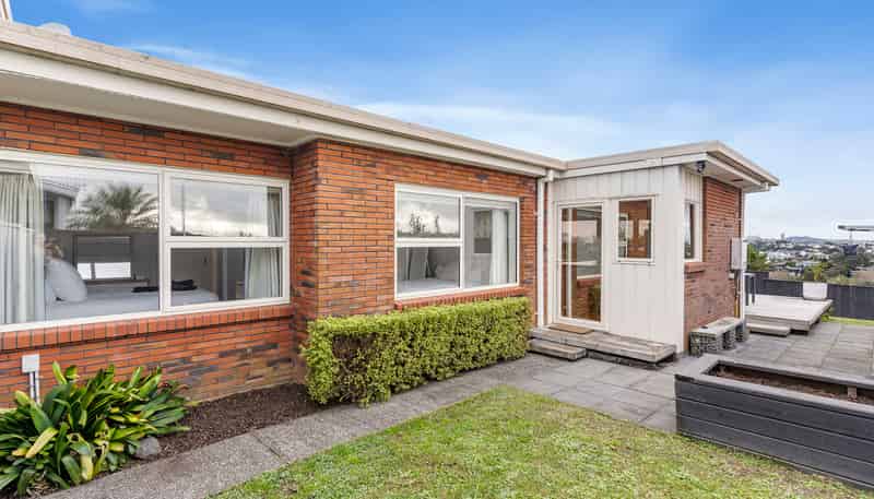 3/110 Sylvan Avenue, Northcote