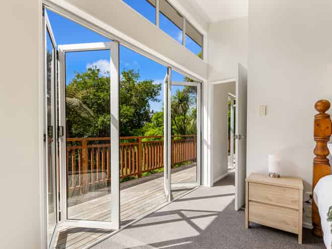 19 Te Aute Ridge Road, Bethells Beach