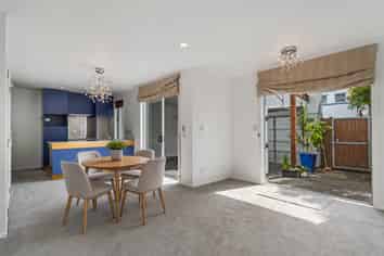 26/3 Wagener Place, Mount Albert