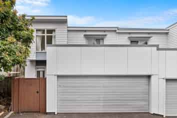 26/3 Wagener Place, Mount Albert