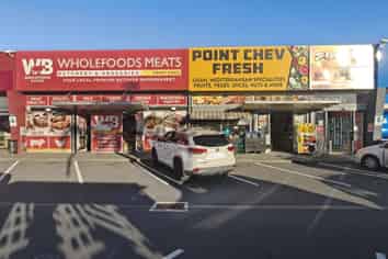 High Exposure Roadfront Retail + Cold Room