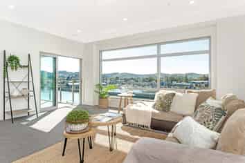 305/4 Reads Quay, Gisborne