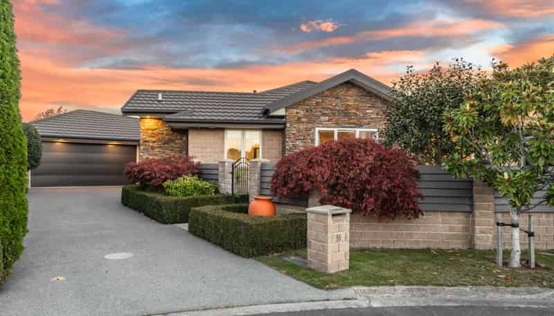 55 Brookwater Avenue, Northwood