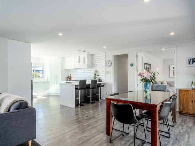 6 Mullion Lane, Burwood