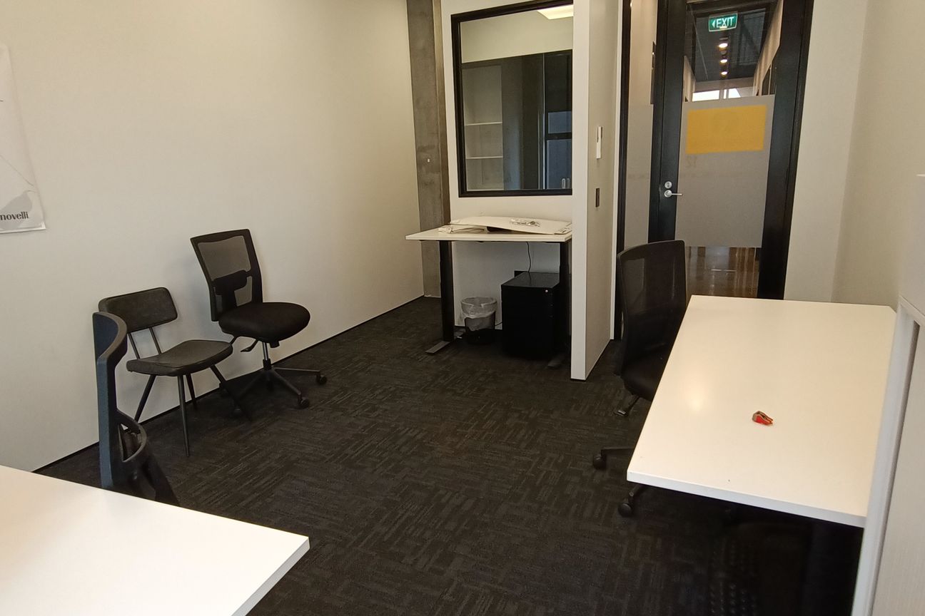 Functional Modern Office – další