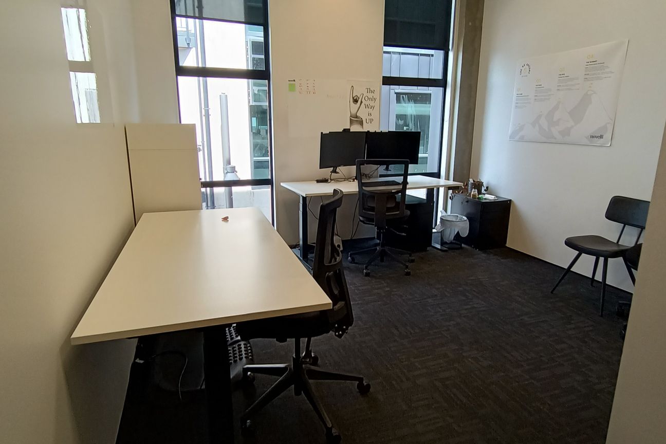 Functional Modern Office – pohled 6