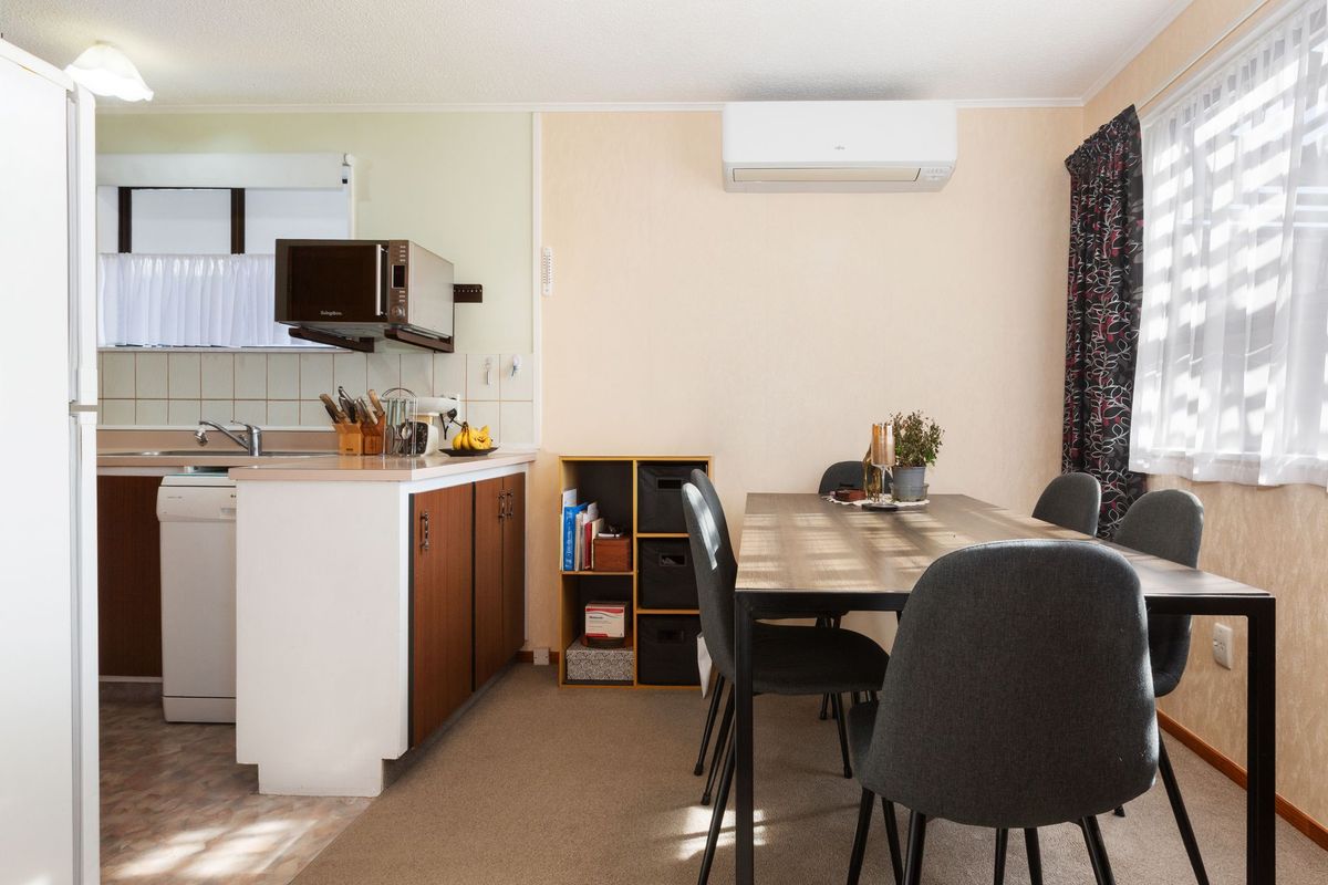 Family Home With The Yard To Match! - Offer Now - Mehr