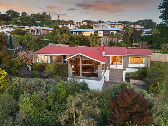 7 Pentre Terrace, Cashmere
