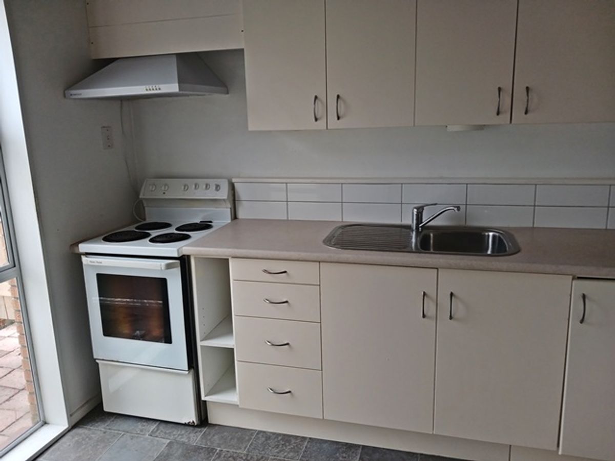 Apartment in Takaro - View 3
