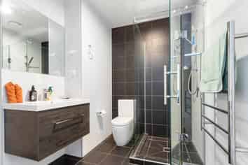 211/19 Rawene Road, Birkenhead