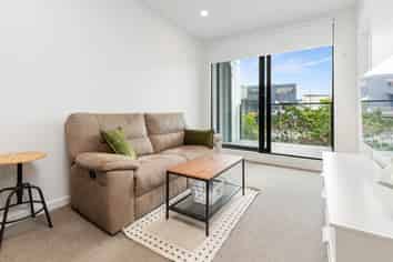 211/19 Rawene Road, Birkenhead