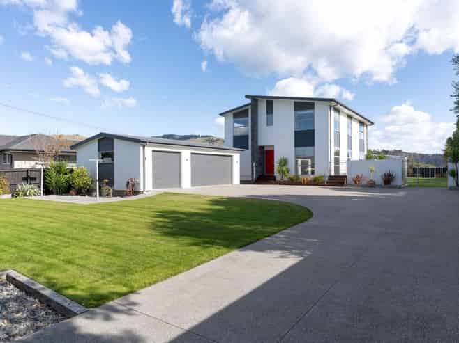 178A Rocking Horse Road, Southshore