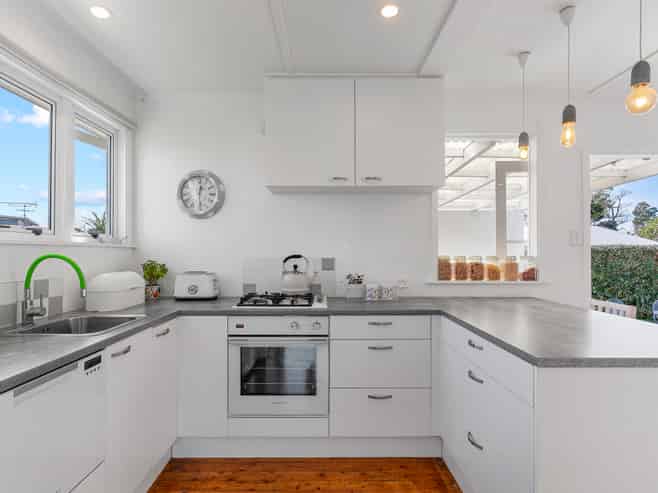 10 Bell Road, Beachlands