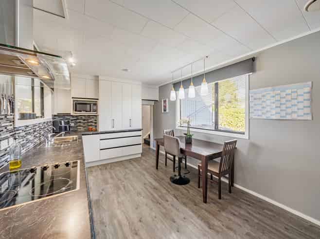 1712 State Highway 2, Kaitoke