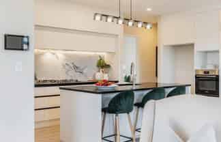 70 Taikura Avenue, Red Beach