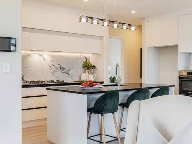 70 Taikura Avenue, Red Beach