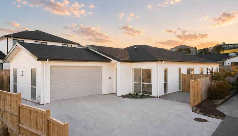 70 Taikura Avenue, Red Beach