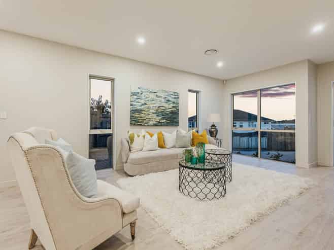 70 Taikura Avenue, Red Beach
