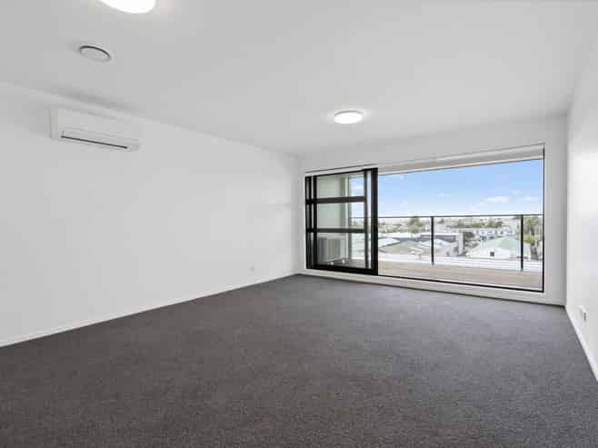 3Bdrm (For/4045 Great North Road, Glen Eden