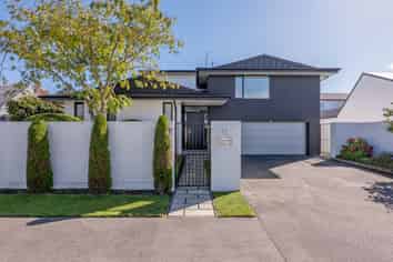 15 Mcdougall Avenue, Saint Albans